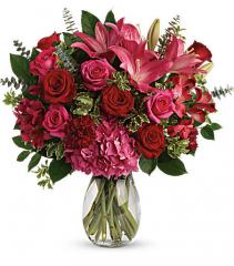 Love Struck Bouquet Fresh Arrangement