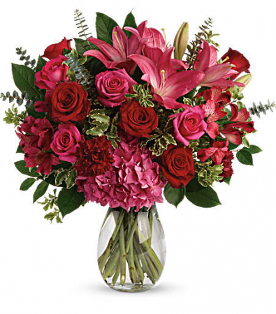 Love Struck Bouquet Fresh Arrangement