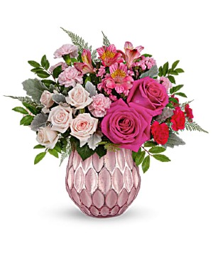 Teleflora's Pretty Love Bouquet Fresh Arrangement with a Teleflora Keepsake