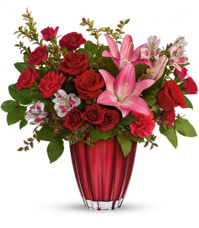 Teleflora's Romantic Radiance T22V110B Bouquet