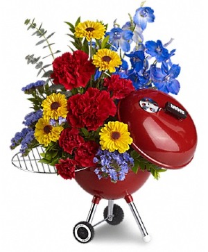 Teleflora's Weber Grill Fresh Arrangement in a Teleflora Keepsake