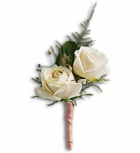 Teleflora's White Tie Boutonniere Fresh Boutonniere