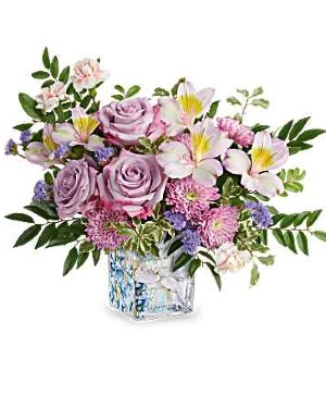 Teleflora's Written in the Sky Fresh Arrangement in a Teleflora Keepsake