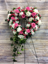 Tender Heart Heart Standing Spray