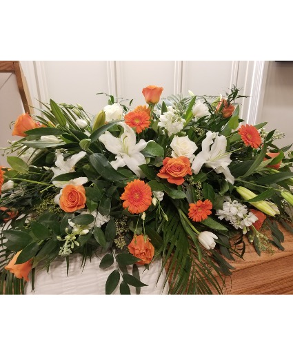 Tennessee Vol Fan Casket flowers
