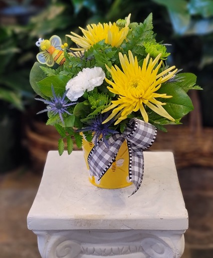 Beeeeautiful Bee Tin Bee tin with fresh flowers and bee pick