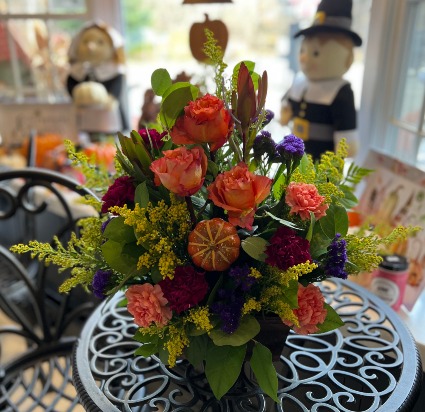 Thanksgiving Blessings Fresh Arangement in wooden box