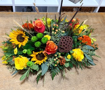 Thanksgiving centerpiece   in Aurora, ON | Petal Me Sugar Florist