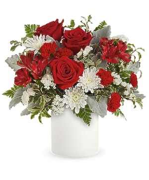 Teleflora's Lush Love Bouquet 