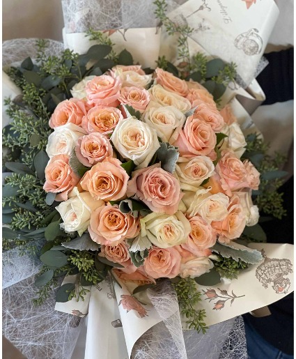 The Big Momma! 3 Dozen Long Stem Roses Hand-Tie 