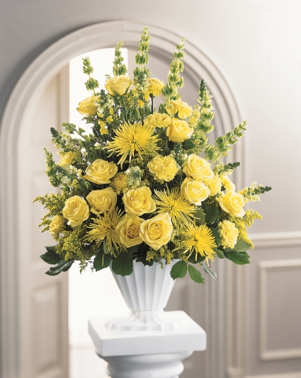 The FTD Glowing Ray Arrangement