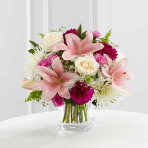 花卉16 The FTD® Shared Memories™ Bouquet S47-4552 Vased Arrangement in