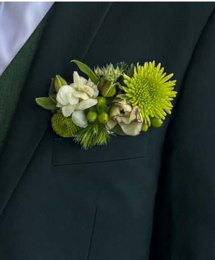 The Gentleman Pocket Square Boutonniere