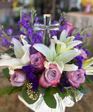 The Risen King Centerpiece 