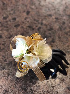 The Trendsetter Corsage
