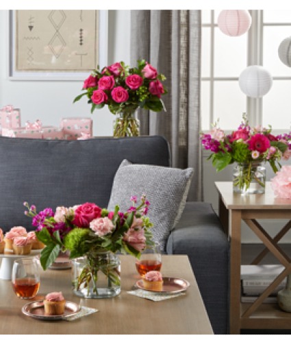 Think Pink Party Set