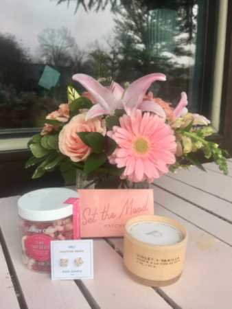 Think Pink Valentine’s Gift Set 