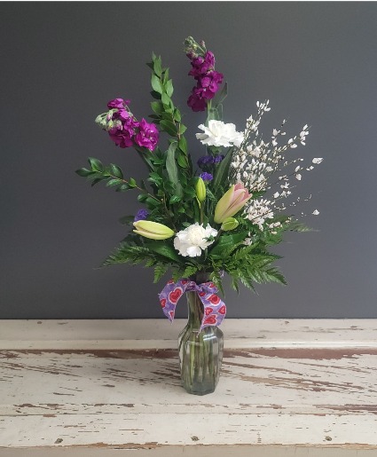 This Kiss 1 sided multi stem bud vase