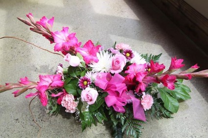 Thoughtful Memory Memorial Day Arrangement