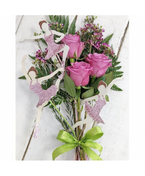 Three rose bouquet with ballerina Presentation style 