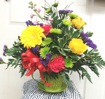 Tickled Tea Cup  Everyday Arrangement