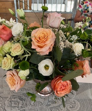Timeless Peach Roses  Table Arrangement