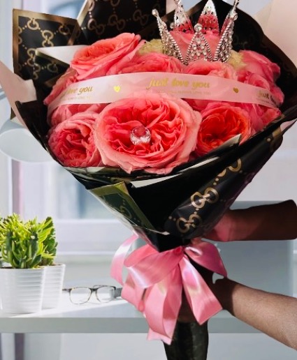 TIMELESS & ELEGANT  valentine’s Day Floral 
