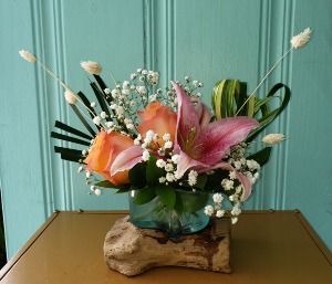 TINY MOLTEN GLASS DECOR FRESH ARRANGEMENT
