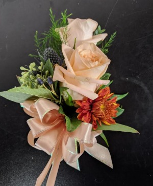 Touch of peach corsage