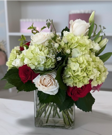 Tracy Bouquet Arrangement