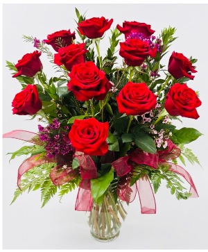 Traditional Dozen Red Roses 