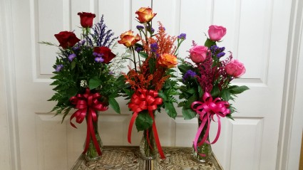 Triple Rose  bud Vase fresh bud vase arrangement 