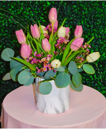 Tulip Time Valentine Mixed Arrangement 