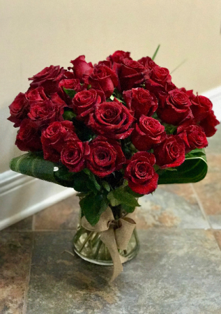 Two Dozen Modern Rose Vase 
