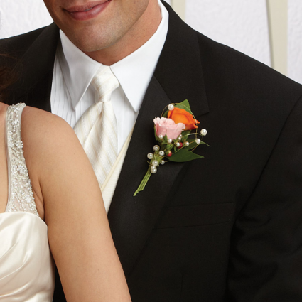 two tone wedding boutonniere