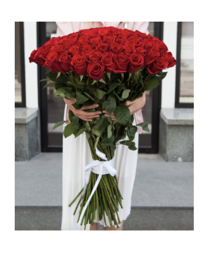 Ultra Long Luxurious Red Roses Wrapped 