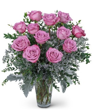 Una Docena de Rosas Lavanda Angelicales Arreglo Floral