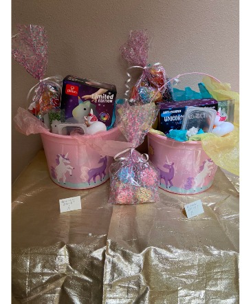 unicorn bucket with   unicorn lite and accent 2 in stock lites vary for the unicorn collector in Renton, WA | Alicia's Wonderland II