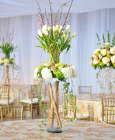 Uniquely Bold Centerpiece
