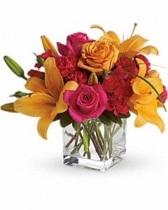 Uniquely Chic Bouquet in Jasper, TX | Bobbie's Bokay Florist