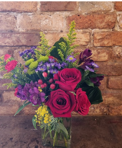 Urban Love vase arrangement