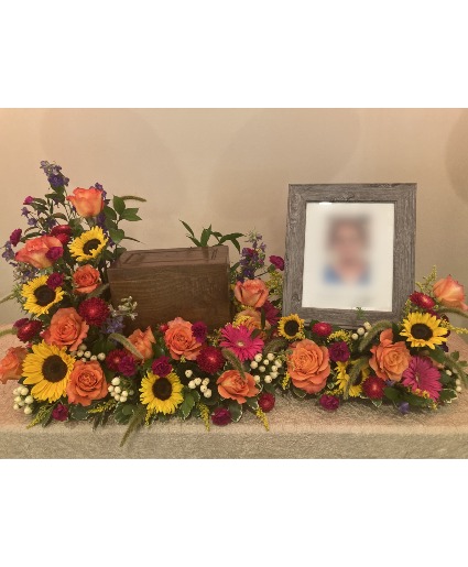 Urn Surround with Photo Perch - Urn/Photo not incl Cremation 