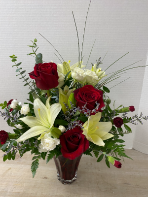 V100 - Romance Arrangement