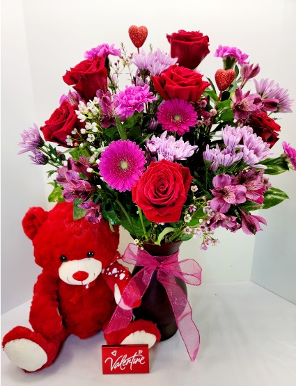 V12D One True Love With Bear and Chocolate
