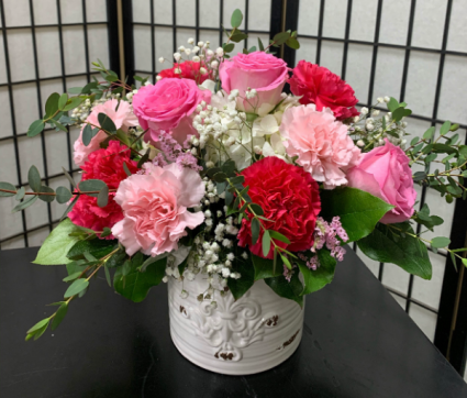 Valentine Farmhouse Crock 