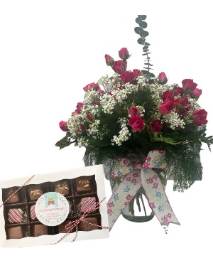 Valentine's Day Mini-Rose Special w/ Chocolates 