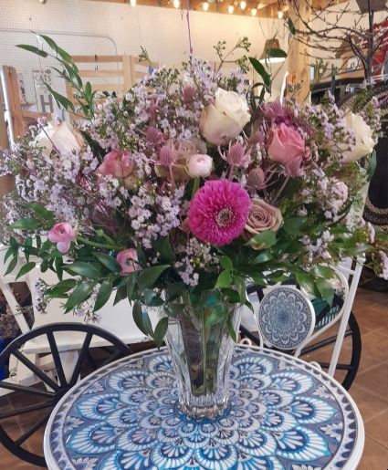 Valentine's Day Premium Designer's Choice  arrangement