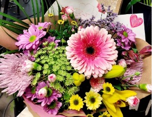 Valentine's Day Wrapped Bouquet 