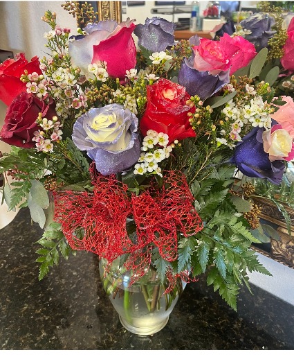 Valentines Dozen Roses 