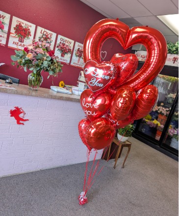 I LOVE YOU Premium Bundle  Designer's Choice in Cape Coral, FL | Say It With Flowers